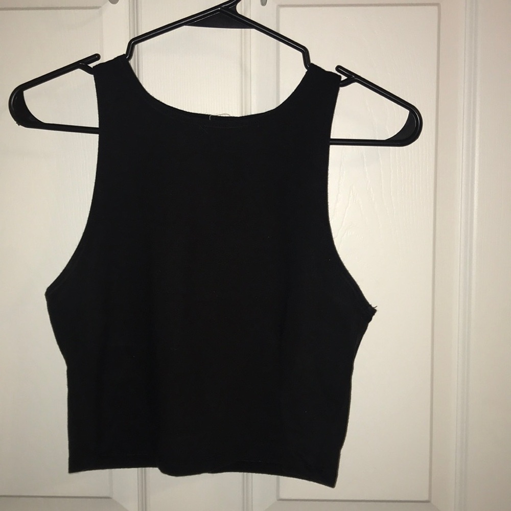 Black crop top